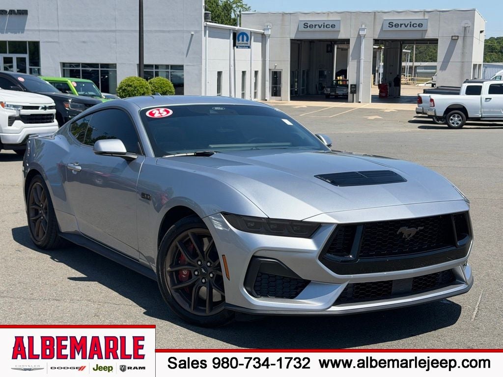 2025 Ford Mustang GT Premium Fastback