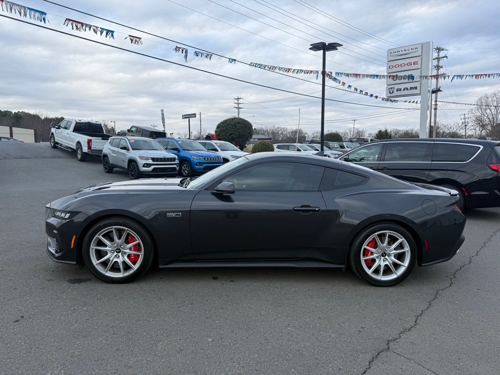 2024 Ford Mustang GT Premium Fastback