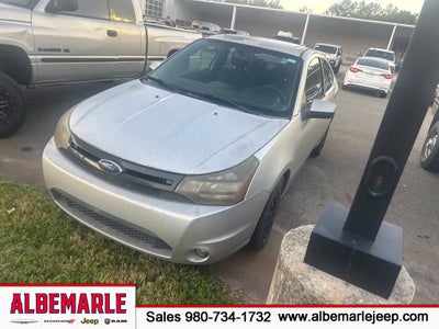 2009 Ford Focus SES