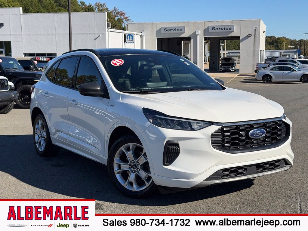 2023 Ford Escape ST-Line