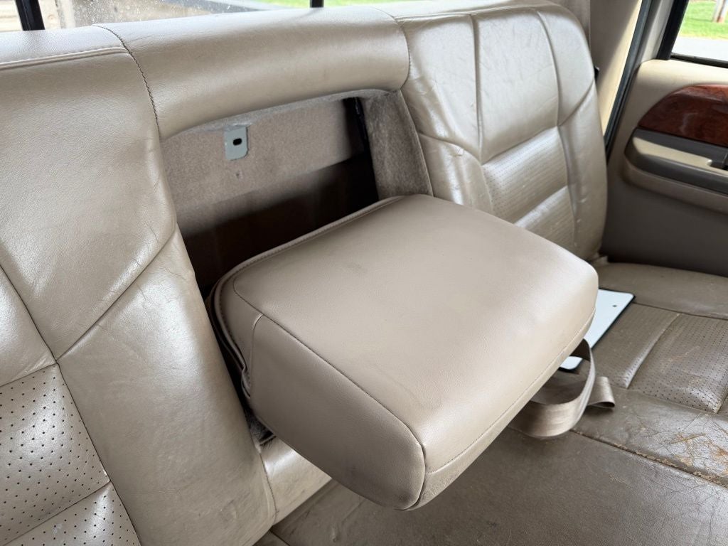 2002 Ford F-250 Base