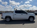 2022 Chevrolet Silverado 1500 4WD Crew Cab Short Bed Custom