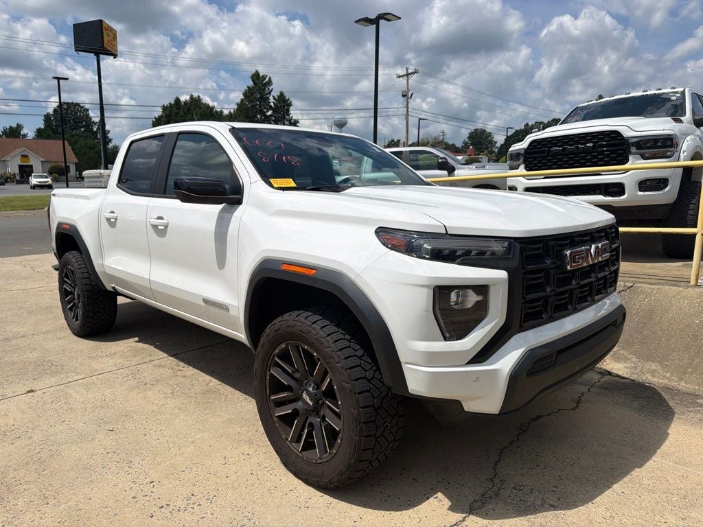 2023 GMC Canyon 4WD Crew Cab Short Box Elevation