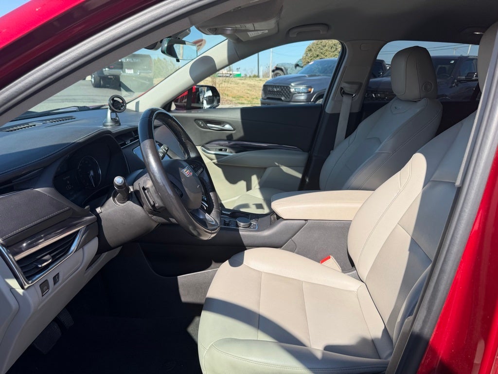 2021 Cadillac XT4 FWD Luxury