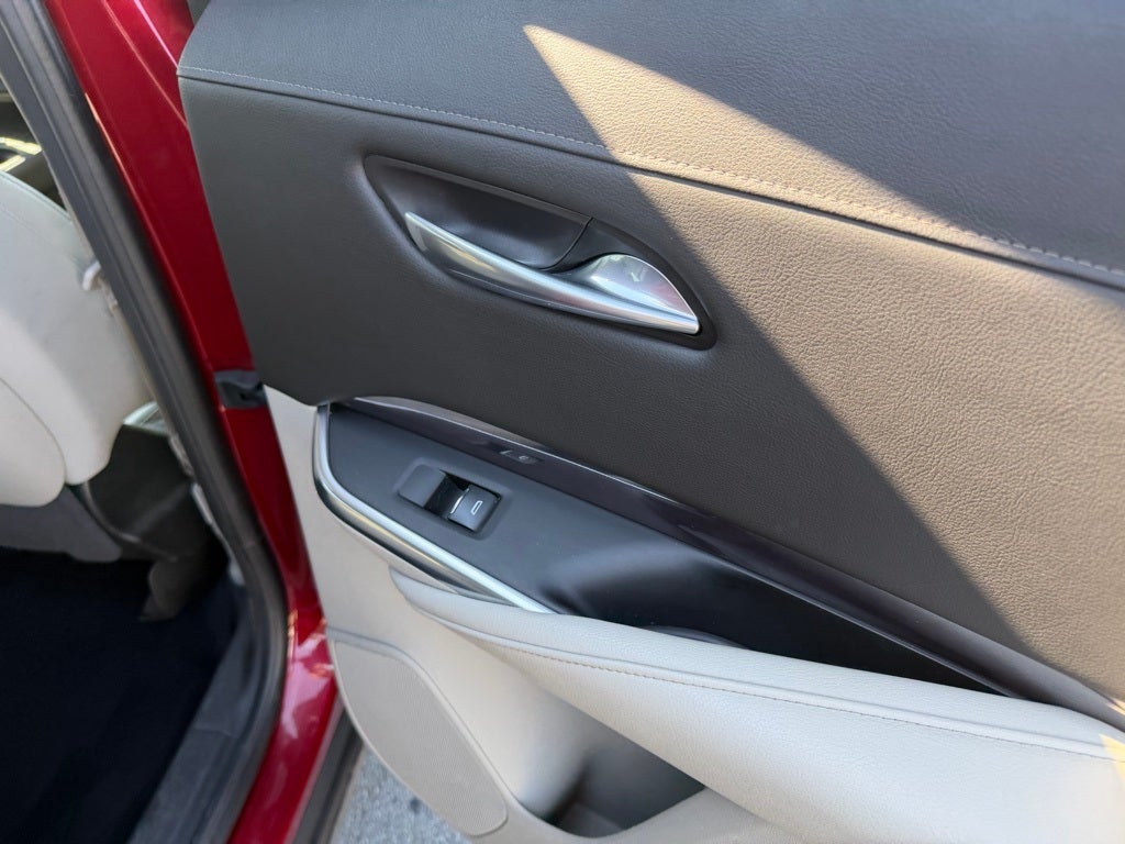 2021 Cadillac XT4 FWD Luxury