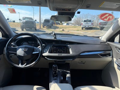 2021 Cadillac XT4 FWD Luxury