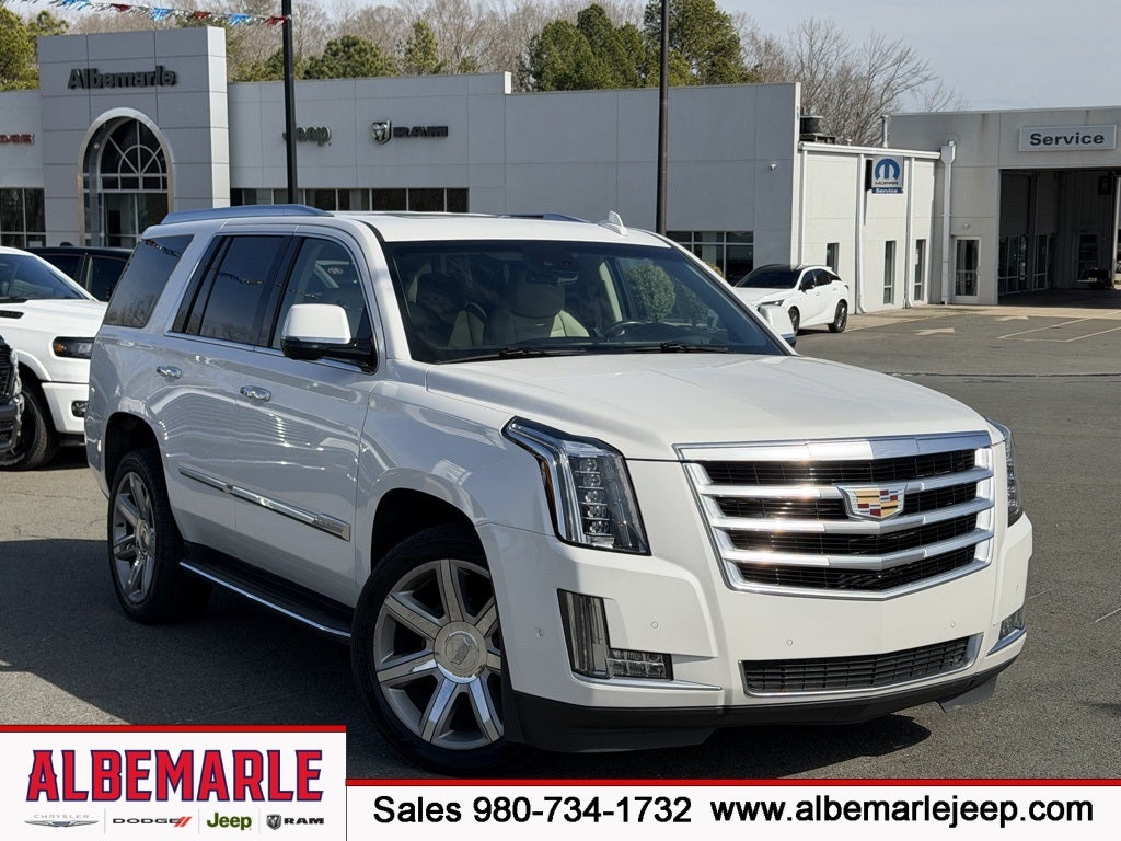 2018 Cadillac Escalade Luxury