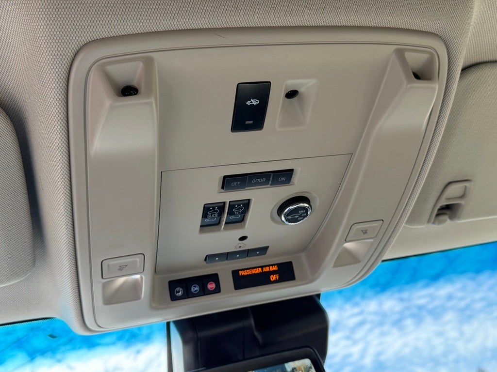 2018 Cadillac Escalade Luxury