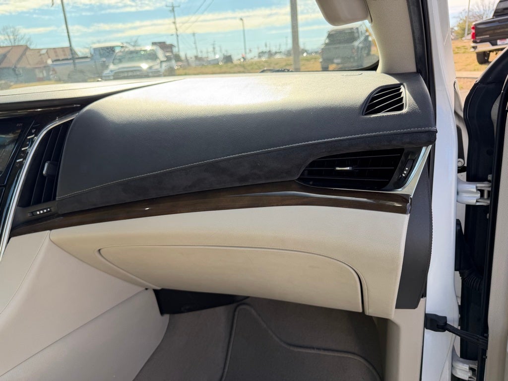 2018 Cadillac Escalade Luxury