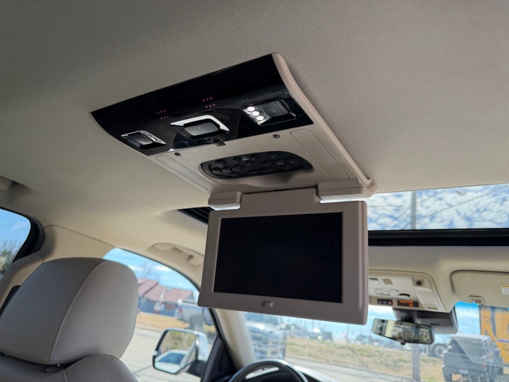 2018 Cadillac Escalade Luxury