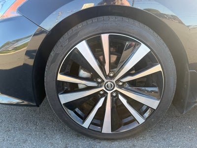 2021 Nissan Altima SR FWD