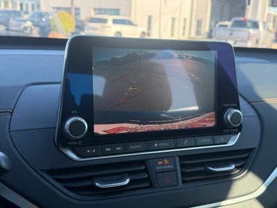 2021 Nissan Altima SR FWD