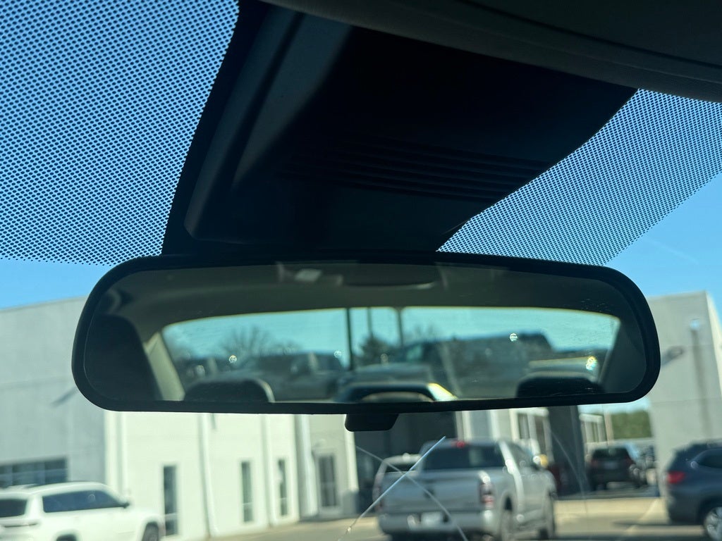 2021 Nissan Altima SR FWD