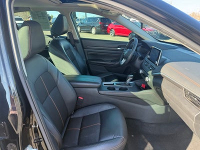 2021 Nissan Altima SR FWD