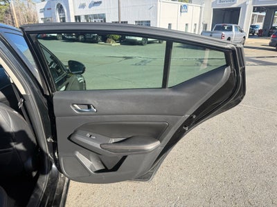 2021 Nissan Altima SR FWD