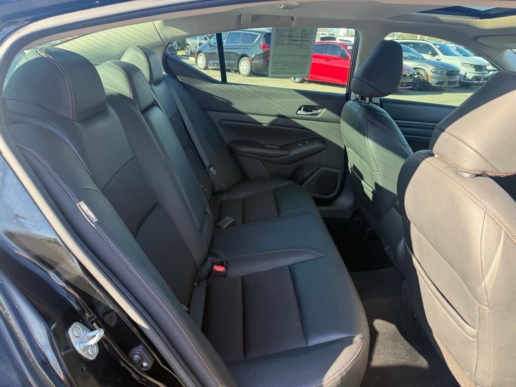 2021 Nissan Altima SR FWD