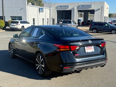 2021 Nissan Altima SR FWD