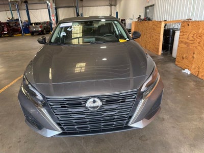 2024 Nissan Altima SV FWD