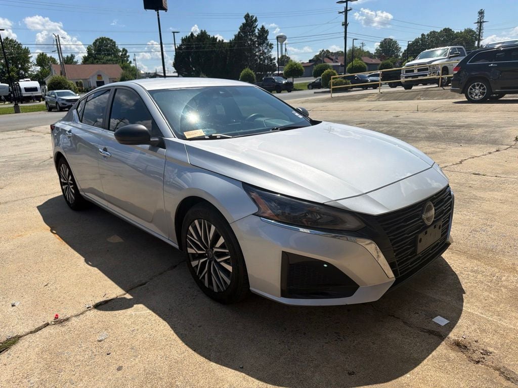 2024 Nissan Altima SV FWD