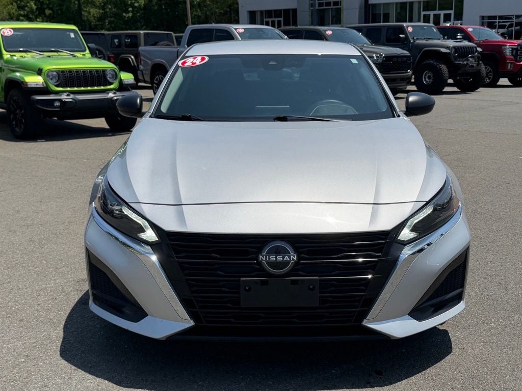 2024 Nissan Altima SV FWD