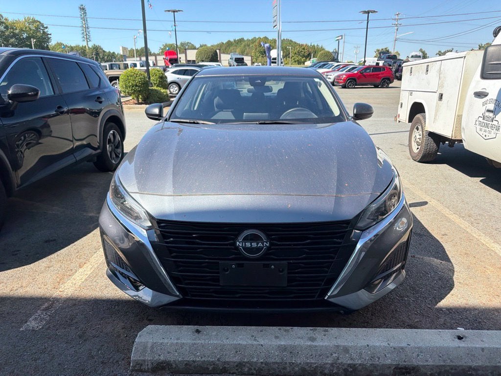 2025 Nissan Altima SV FWD
