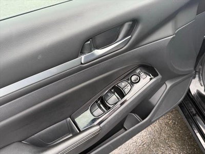 2023 Nissan Altima SV FWD