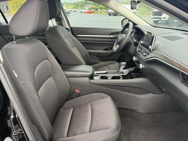 2023 Nissan Altima SV FWD