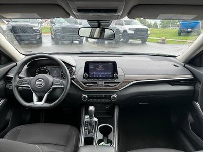 2023 Nissan Altima SV FWD
