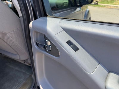 2017 Nissan Frontier SV