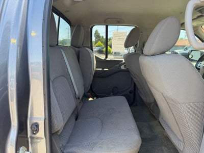 2017 Nissan Frontier SV