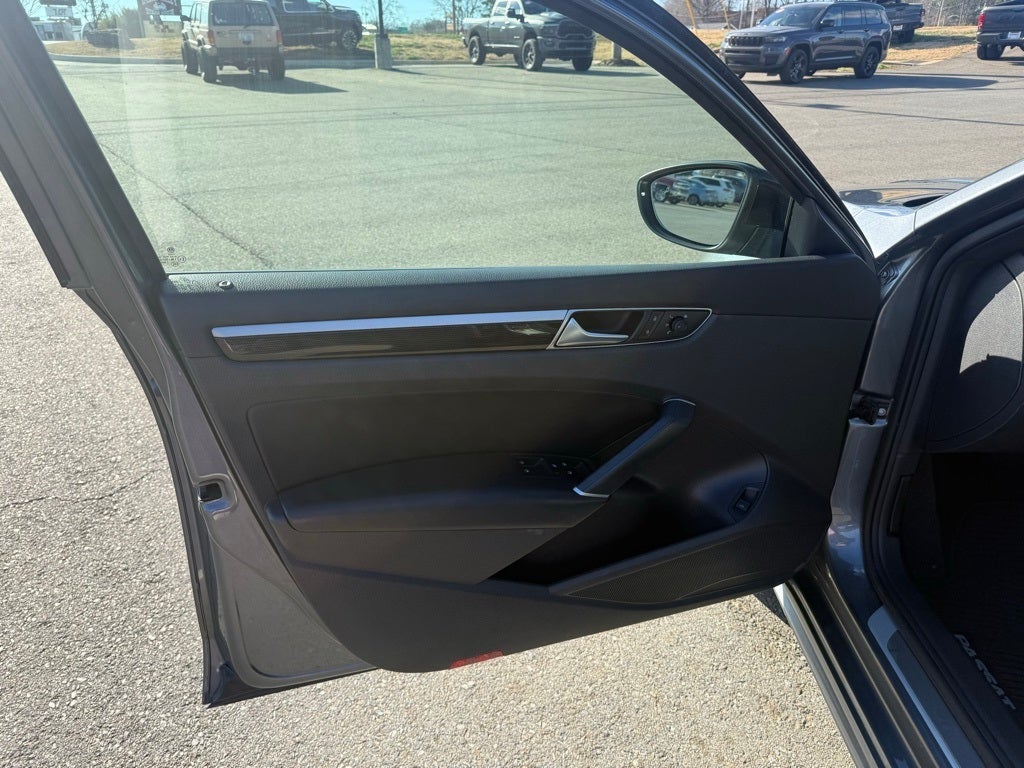 2018 Volkswagen Passat 3.6L V6 GT