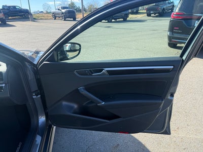 2018 Volkswagen Passat 3.6L V6 GT