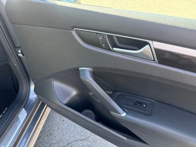 2018 Volkswagen Passat 3.6L V6 GT