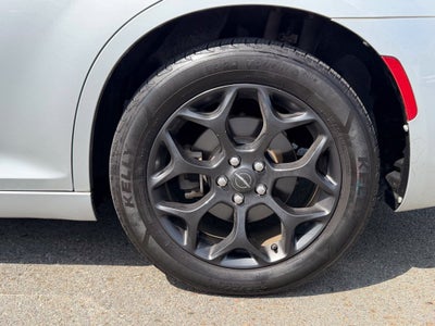 2019 Chrysler 300 Touring AWD