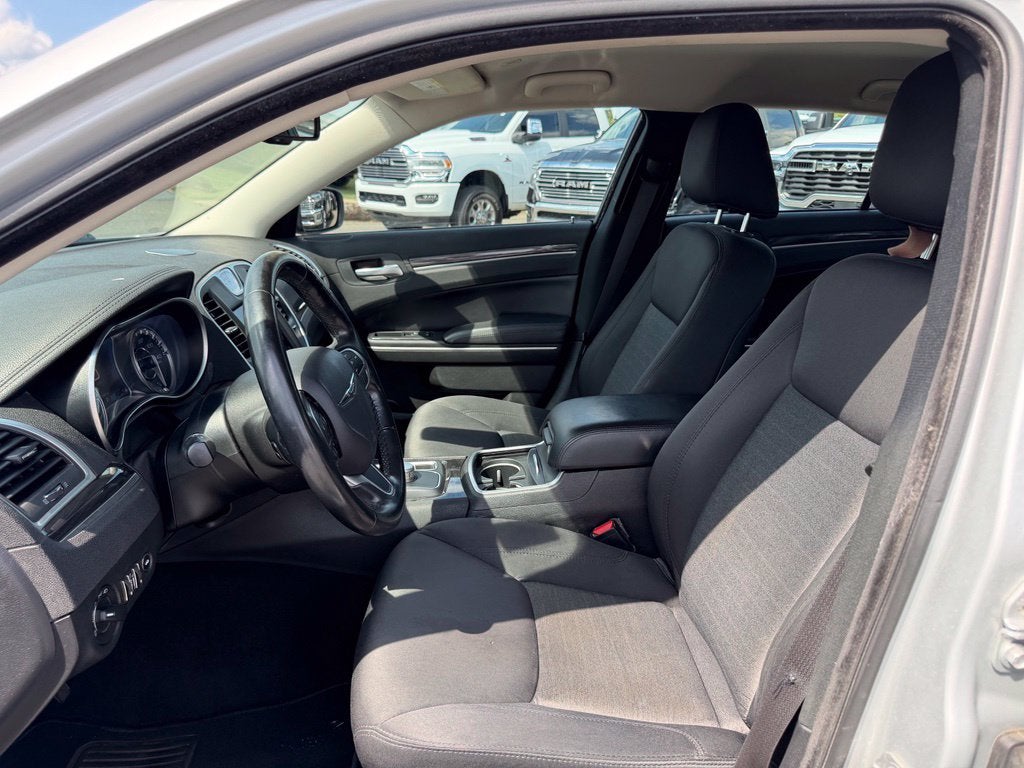 2019 Chrysler 300 Touring AWD