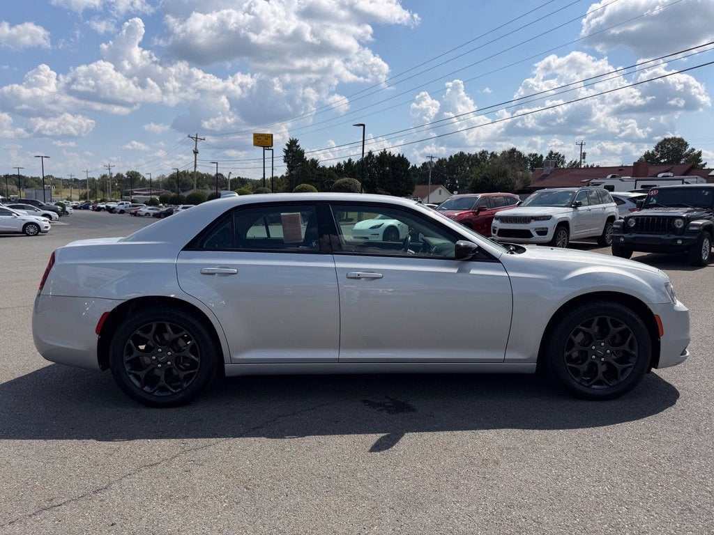 2019 Chrysler 300 Touring AWD