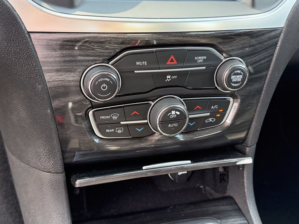 2019 Chrysler 300 Touring AWD