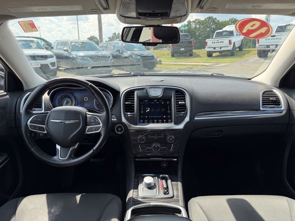 2019 Chrysler 300 Touring AWD