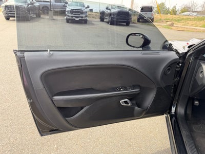 2015 Dodge Challenger SXT