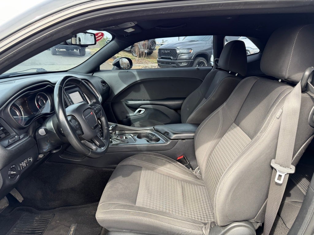 2015 Dodge Challenger SXT