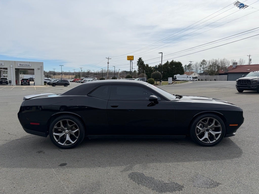 2015 Dodge Challenger SXT