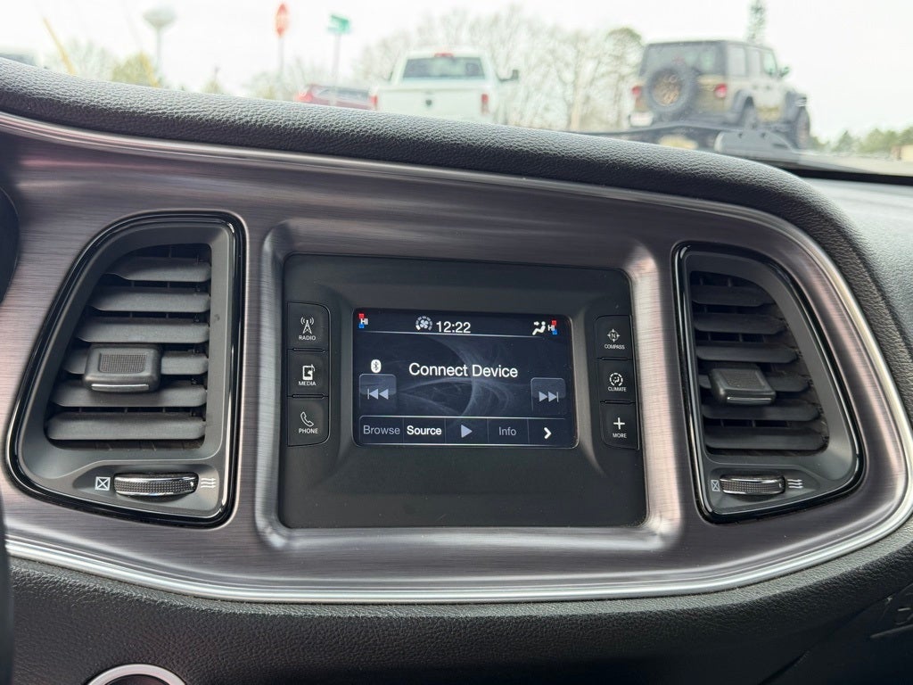 2015 Dodge Challenger SXT