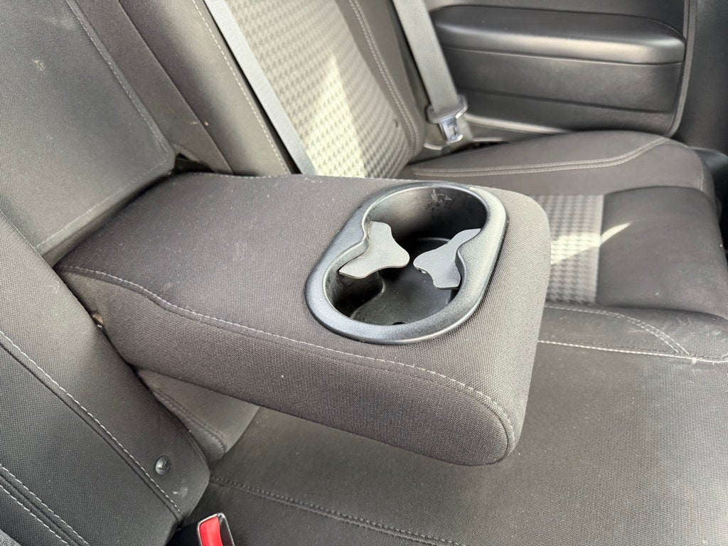 2015 Dodge Challenger SXT