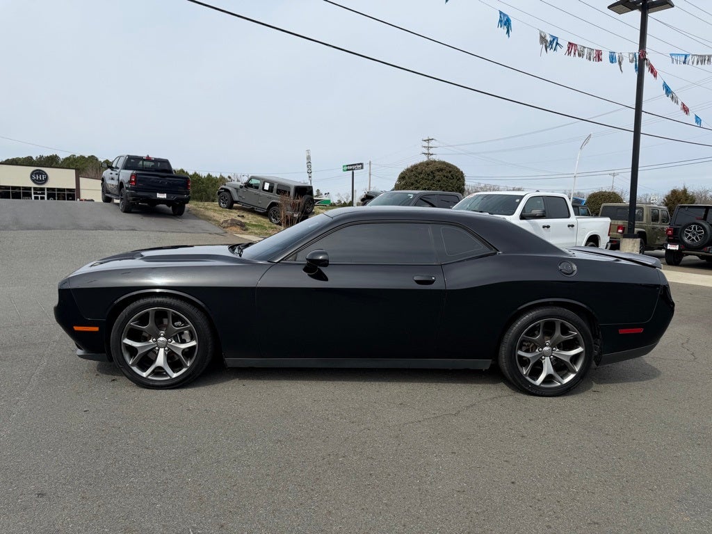 2015 Dodge Challenger SXT