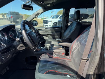 2013 Chrysler Town & Country S