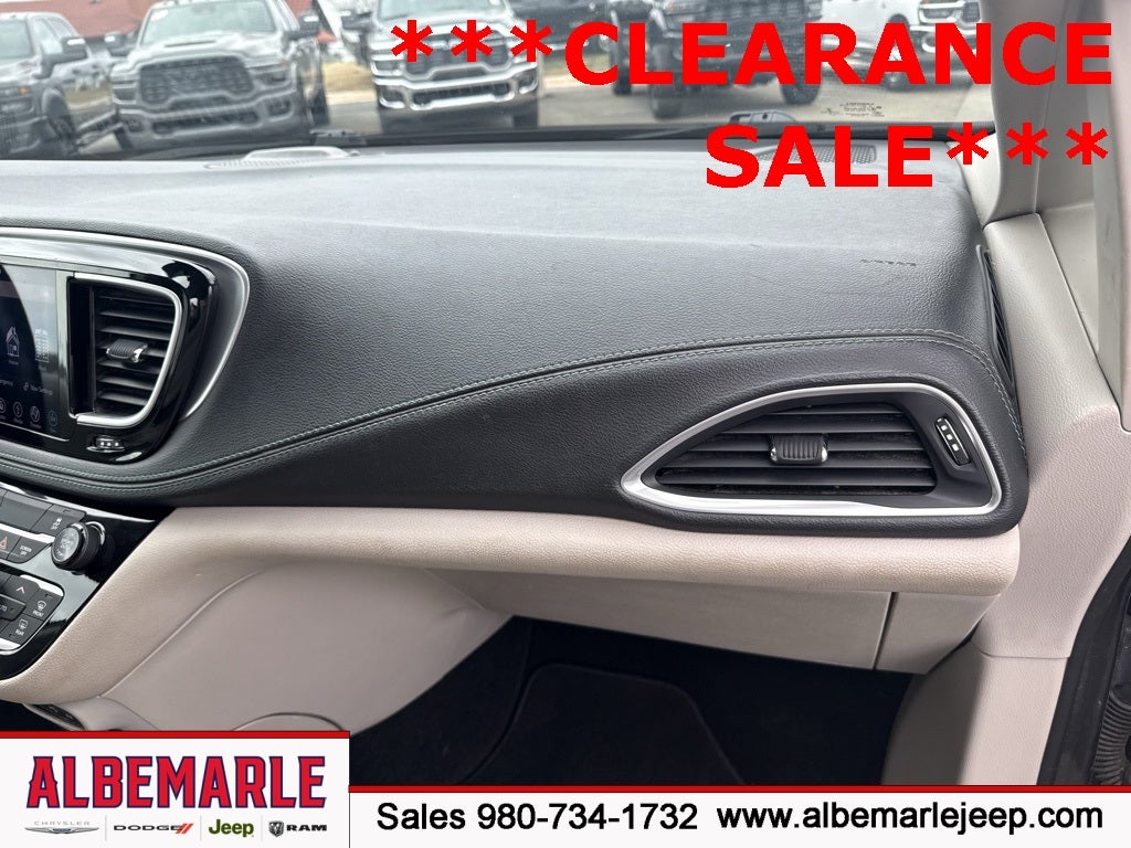 2018 Chrysler Pacifica Hybrid Limited