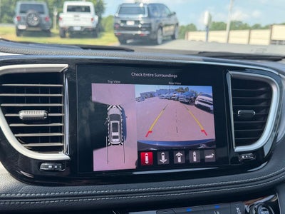 2024 Chrysler Pacifica Hybrid S Appearance Pkg