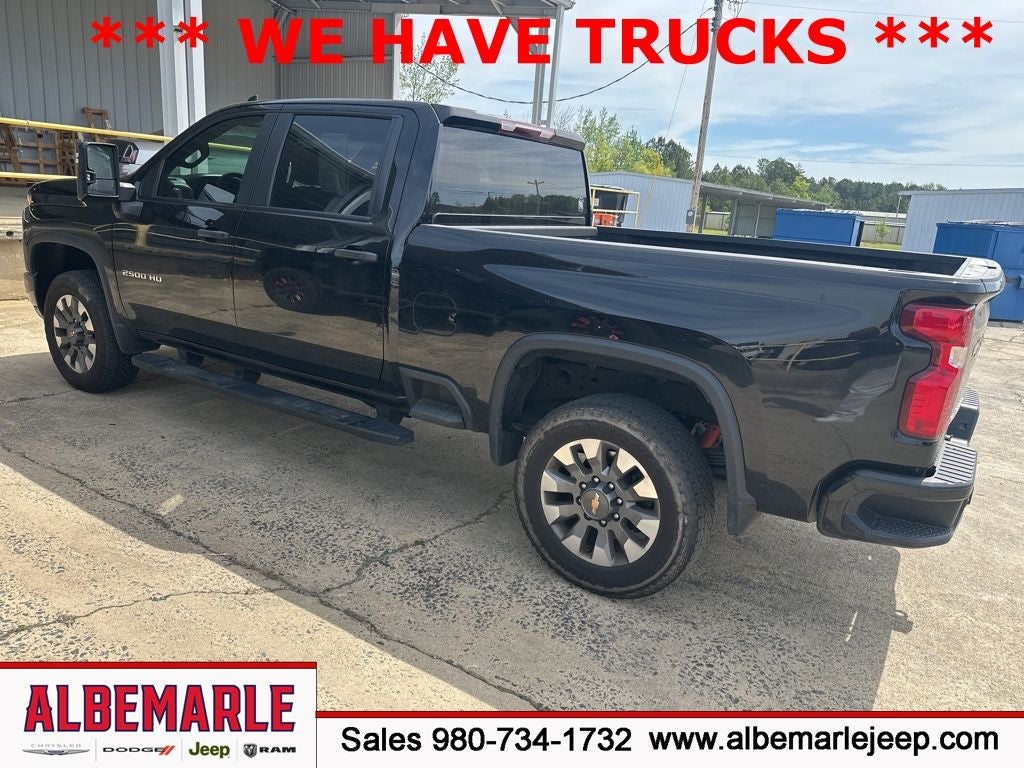 2024 Chevrolet Silverado 2500HD 4WD Crew Cab Standard Bed Custom