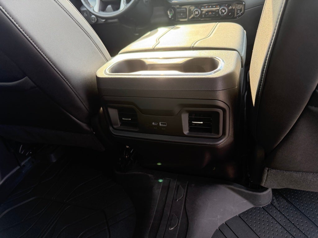 2024 Chevrolet Silverado 3500HD 4WD Crew Cab Standard Bed LT