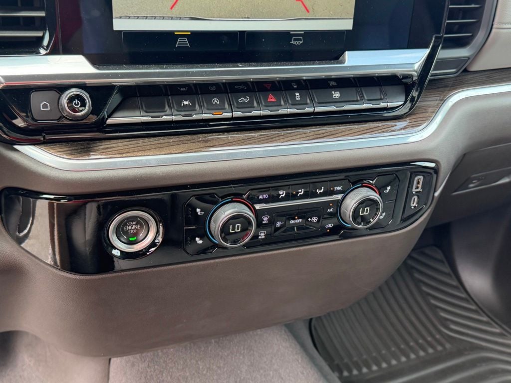 2023 Chevrolet Silverado 1500 4WD Crew Cab Short Bed RST